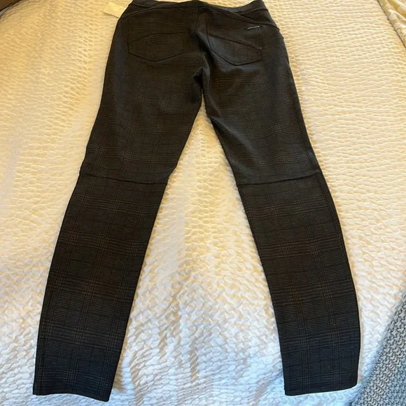 NWT Sanctuary stretch ponte pants in harvest plaid - grey . Small straight leg - Picture 4 of 7